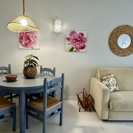 Flor De Amendoeira Mar Αλμπουφέιρα