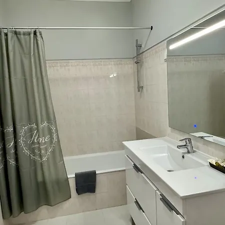 Flor De Amendoeira Mar Apartment